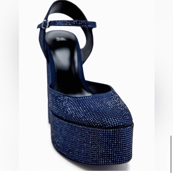 Zara Rhinestone Covered Platform Block Heels With Ankle Strap Navy 7.5 NWOB - Picture 3 of 5